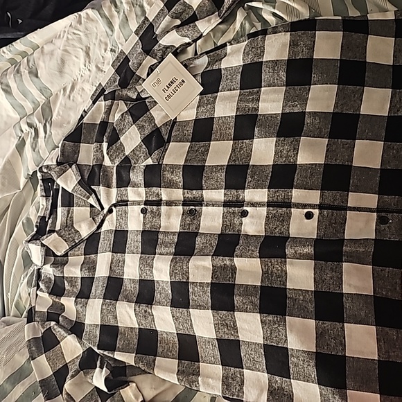 Rue21 Tops - Rue21 Plaid Flannel Long Sleeve Size M